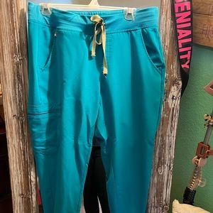 Figs Zamora Jogger scrubs